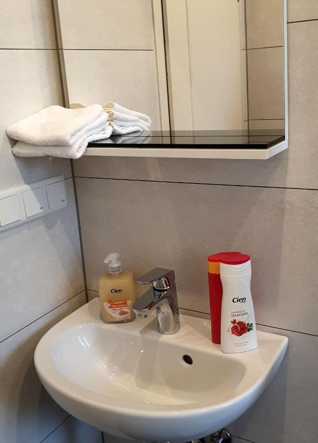 Bed And Breakfast Am Hoehenweg 바슈타이너 외부 사진